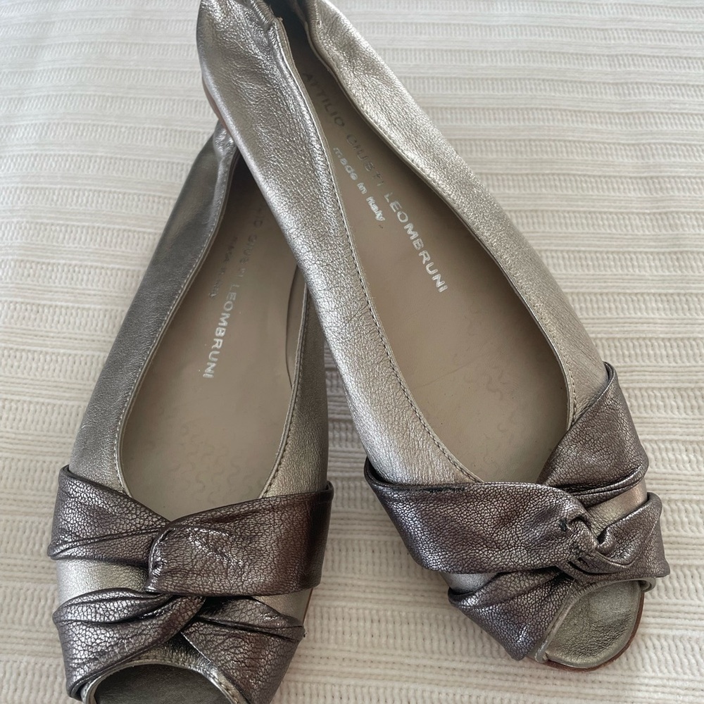 Attilio Giusti Leombruni Metallic Peep-toe Flats Size 37.5